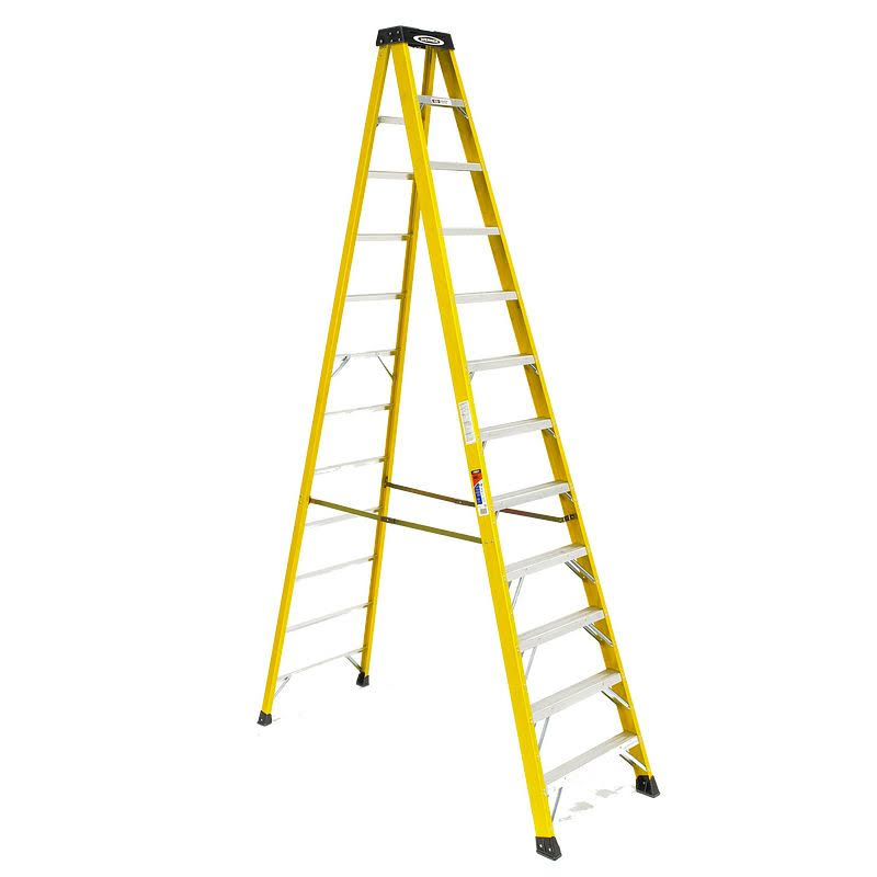 Werner, 6112, 12& Fiberglass 300 lb. Stepladder, Type iA QFH8_A2AAO18