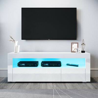 Hermogenes TV Stand for TVs Up to 55x22 Wrought Studio Color: White GXO4_L9RSY61