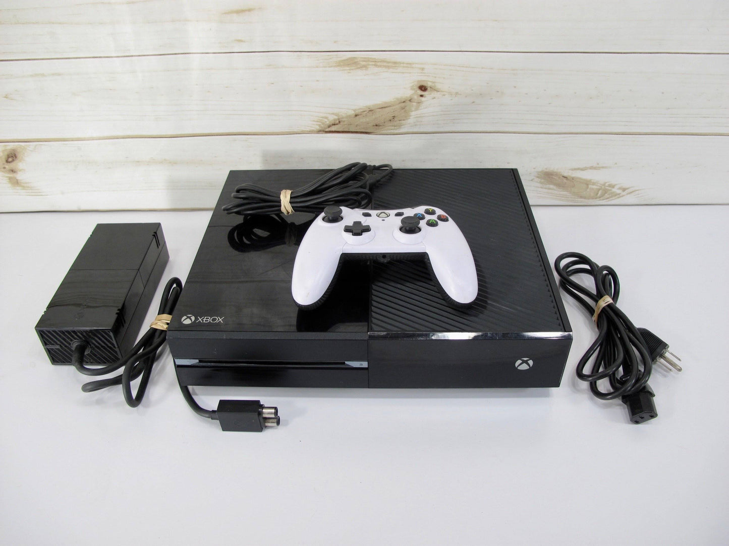 Microsoft Xbox One - Game console - 500 GB HDD RSY7_P5EKR96