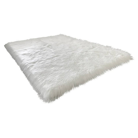 Lambzy Eternity 4 x 6 Faux Sheepskin Shag Area Rug in White MXU1_K9UCE11